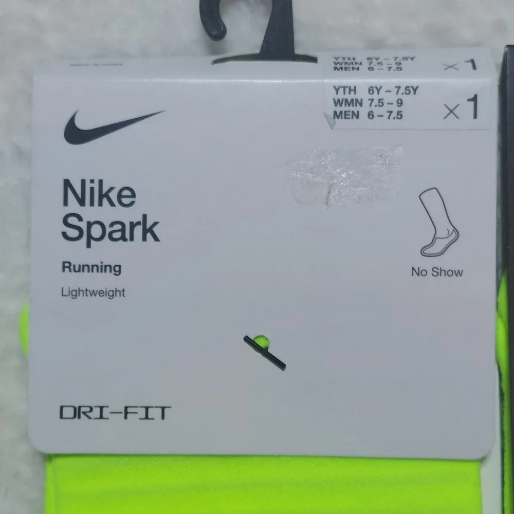 Pack ok 2 Nike Spark Running Socks Men's 6-7.5 Volt No Show Dri-FIT DA3589-702